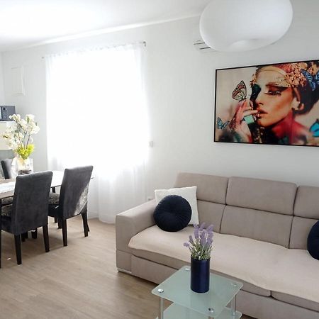 Apartman Franc S ヴィル エクステリア 写真